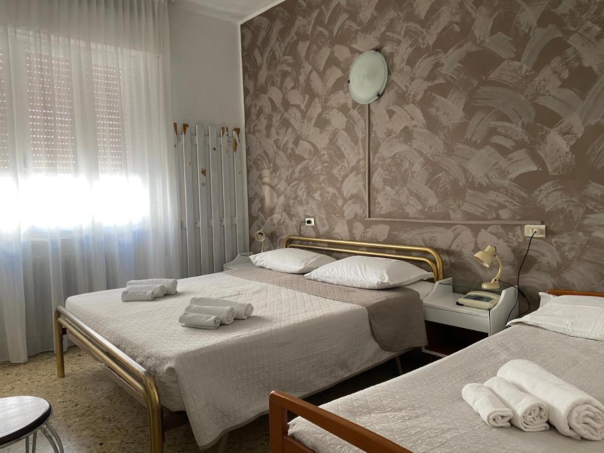 Villa Mirna Rimini Eksteriør bilde